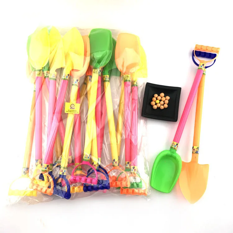 Yummeet wholesale New Small Plastic Sand Beach candy toys sweet for kids