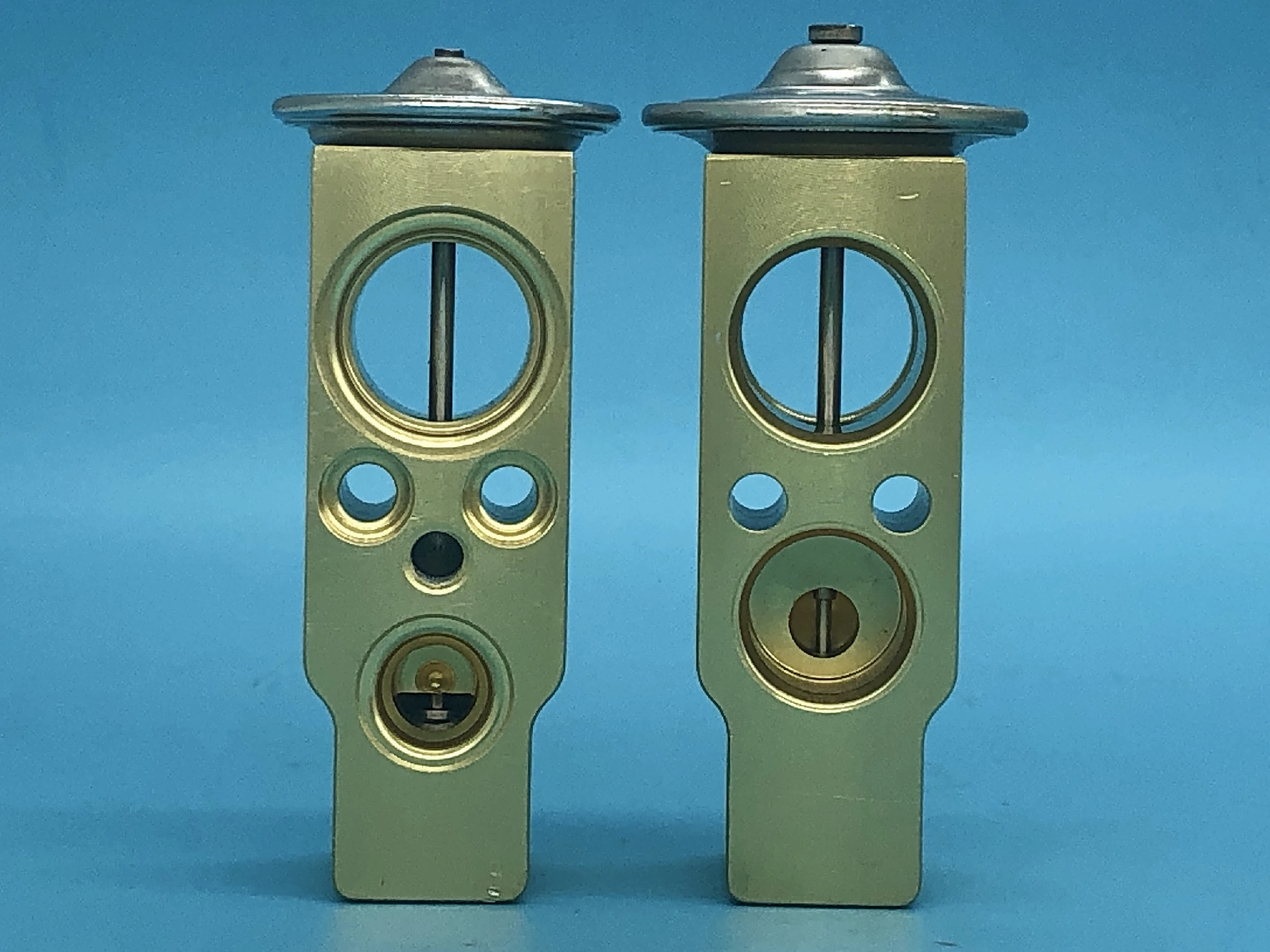 10QDN-5 Auto air Expansion Valve for BENZ SMART DENSO NO:MF447500-1431     auto air conditioning parts