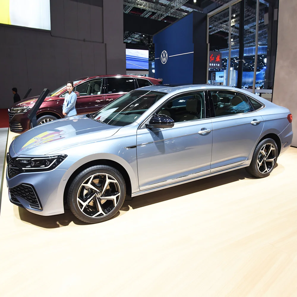 Лидер продаж бренд Германии 2023 280 бензиновый автомобиль Tsi Dct Vw Passat
