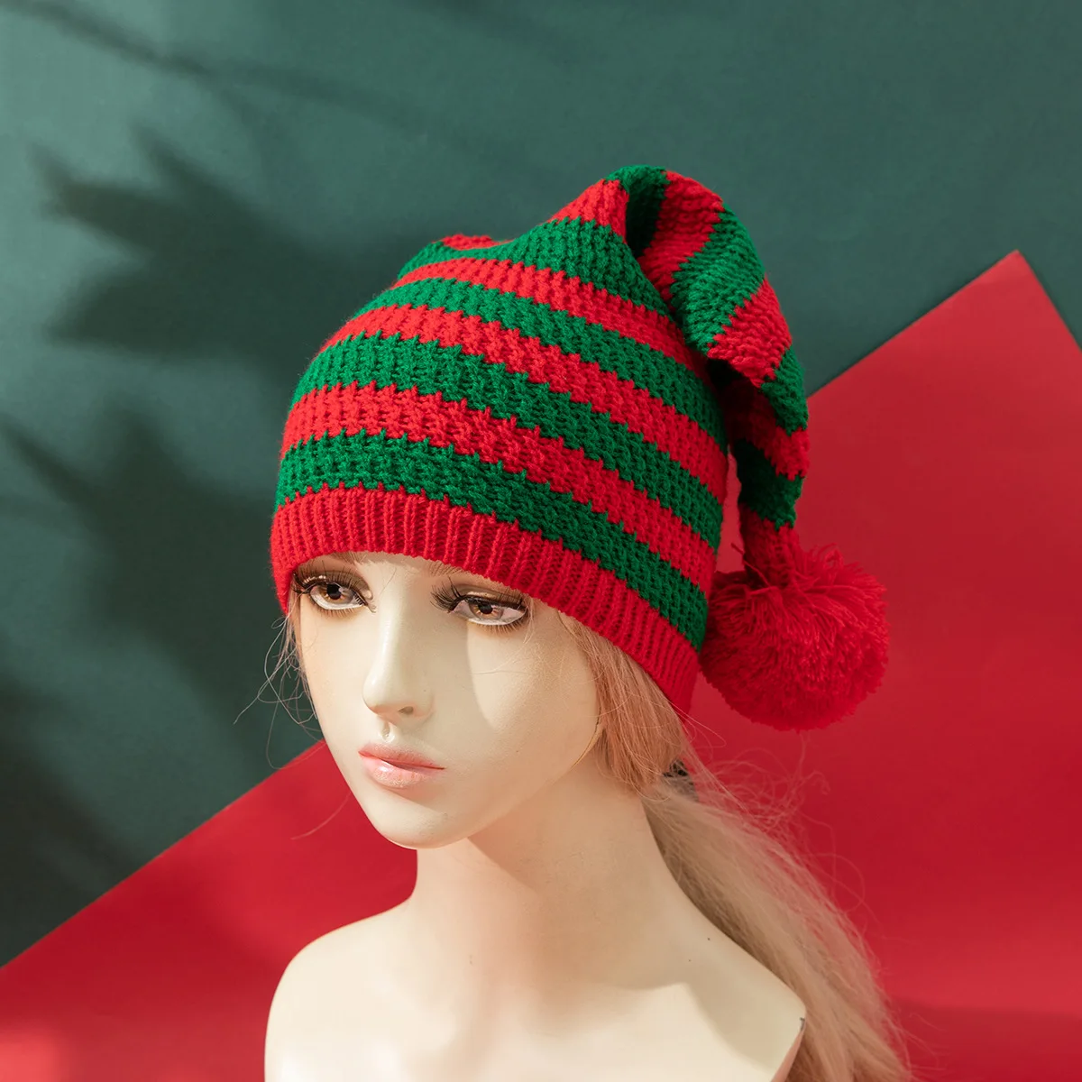 Syh1042 Classic Red Christmas hat Xmas Plush Santa hat with White faux fur Trim and pompom for Christmas Day