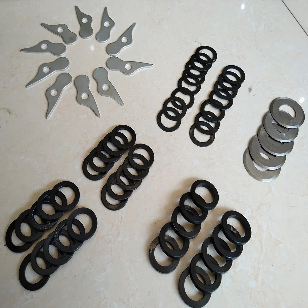 Машина для раскладывания кожаных ремешков 4