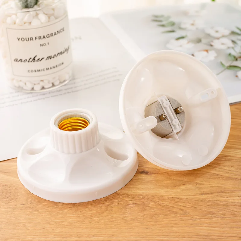Wholesale Hight Quality E27 Screw Lamp Holder E27 Flat Lamp Base Ceiling Type Socket White Lamp Holder