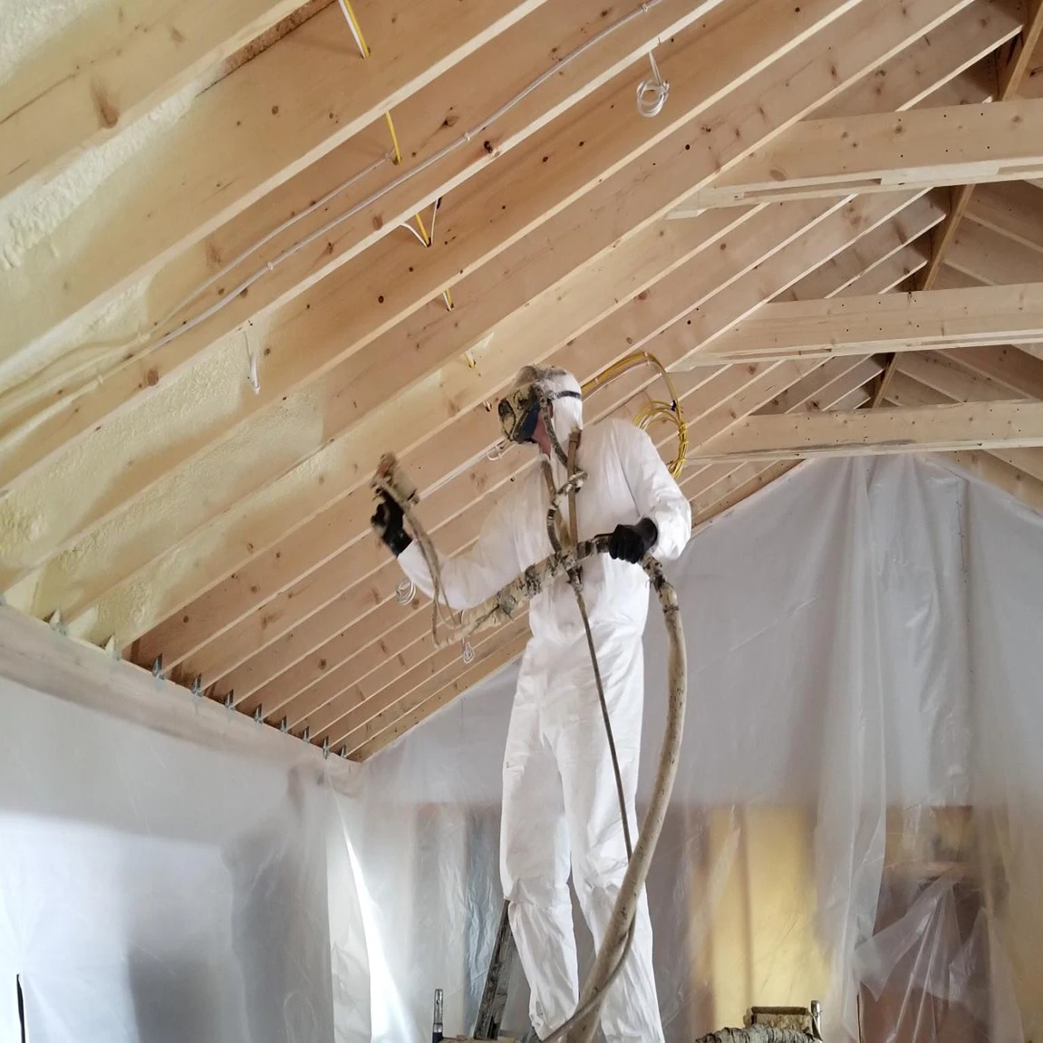 Raw Material for Rigid Foam Polyurethane Polyether Polyol + Isocyanate mdi with ISO Certificate