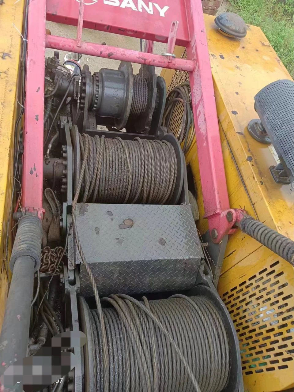 USED   CRAWLER  CRANE    55T  SANY  CRAWLER  CRANE  55T    SCC550C  CRAWLER   CRANE   55T MADE IN CHINA CRANE 55T