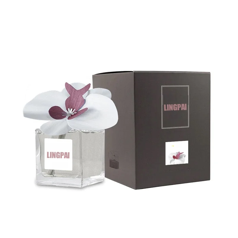 Wholesale Flameless Aroma 100ml Flower Glass Reed Diffuser Square Bottle