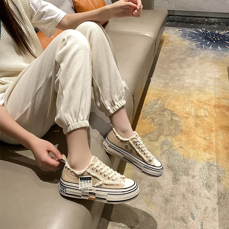 High Quality Canvas Womens Fashion Sneakers for Mens Womens Retro Casual Skate Shoes