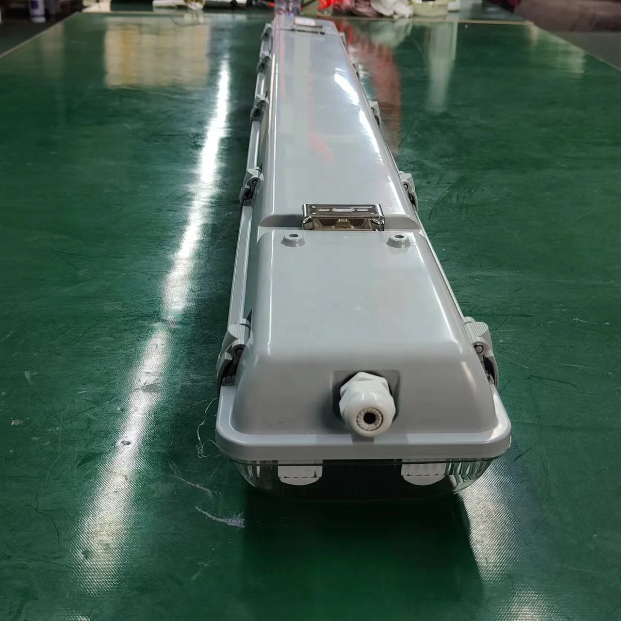 Workshop Lamp IP65 waterproof dustproof lamp full pc material G13 double tubes 2x18w led tri-proof linear batten light