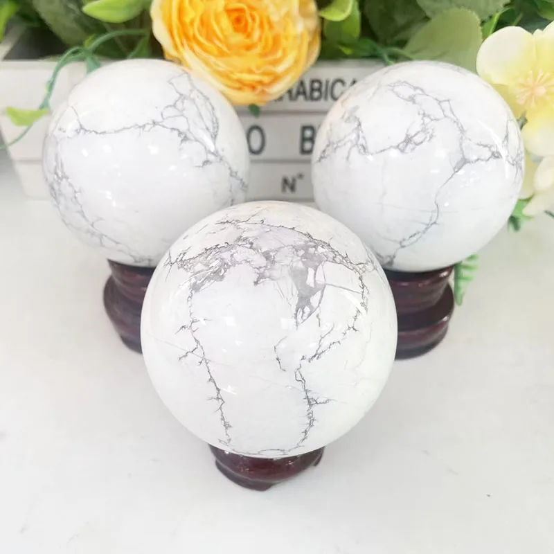 Wholesale Polished White Energy Stone Ball Natural Gemstone Healing Crystal White Howlite Ball Sphere For Sale