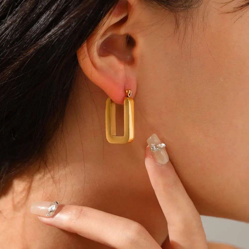 European and American Creative New Hoop Earrings Gold Stainless Steel Fashion Earrings Jewelry Women