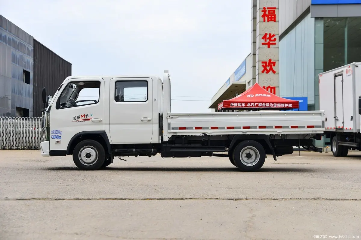 Hot Sale 4X2 LHD 1.6L 122HP Petrol Small Mini Light Foton 3.3 Meters Cargo Truck