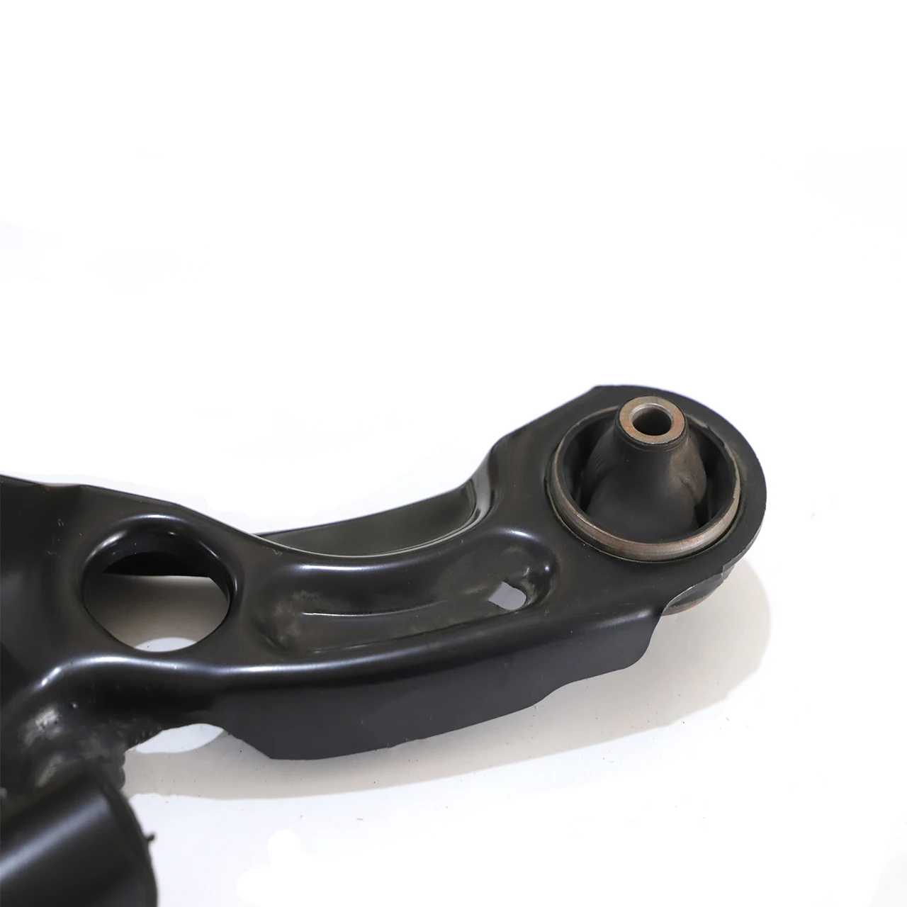 Front lower control arm for Chevrolet Daewoo Suzuki OE 96415063 5486006 6415063 96391851D 4520185Z01 LACETTI NUBIRA LACETTI