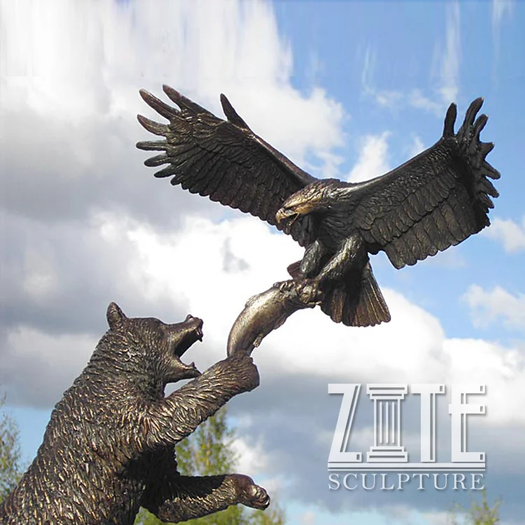 Garden Life Size Antique Brass Statue Bronze Brown Bear And Flying Eagle Catching Fish Sculpture