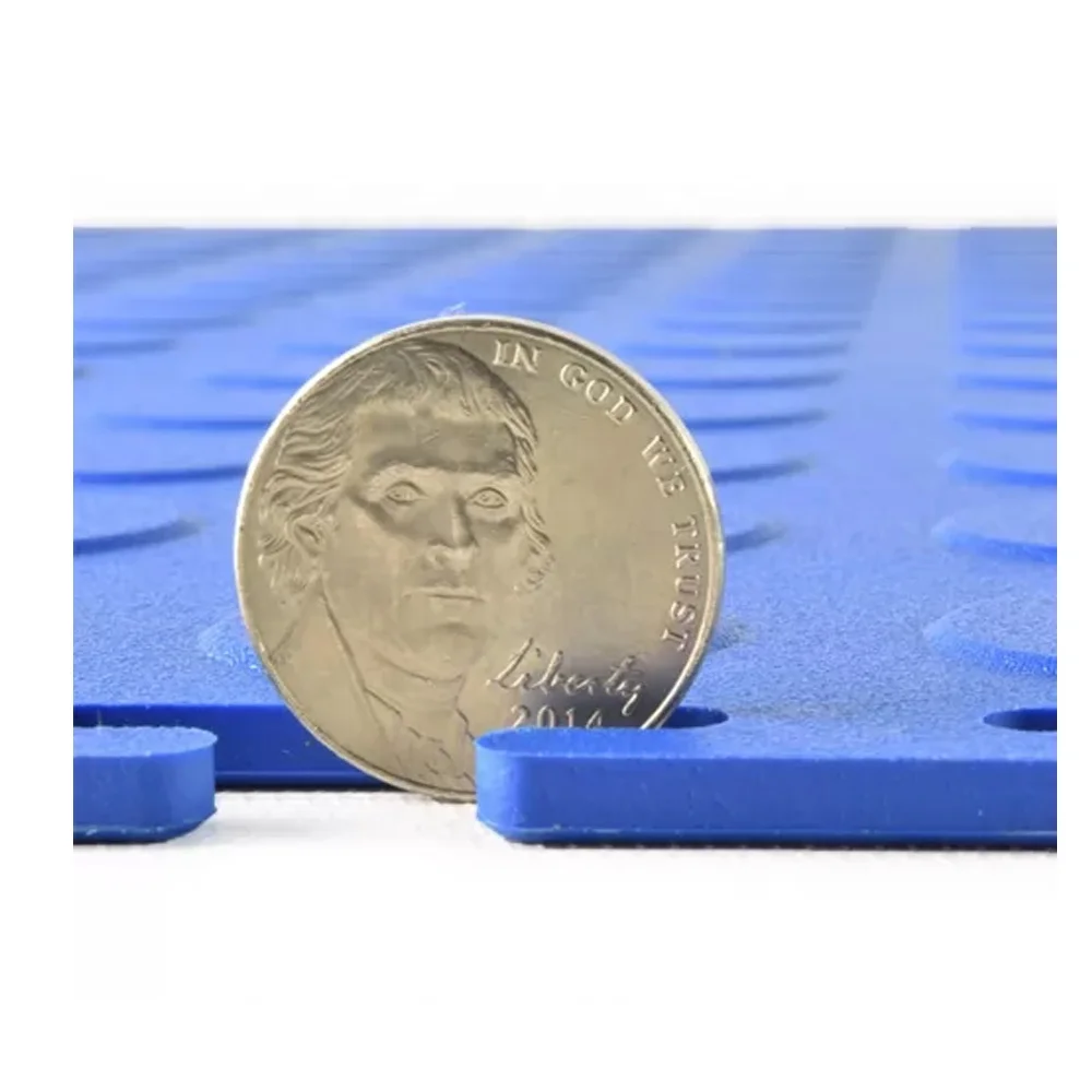 Plastic Interlocking PVC Garage Floor Tiles Car Parking Mats