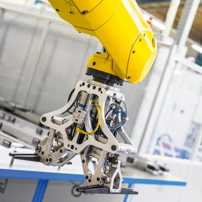 Robot Arm Automatic Precision Fiber Laser Cutting Machine Laser Cutter  Cut on Metal Stainless Steel Aluminum product