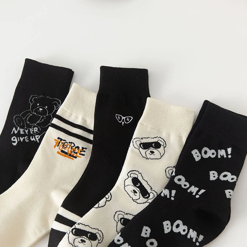 Wholesale Autumn Trendy Funny Cartoon Letters Stripes Woman Stocking Breathable Cotton Fancy Women Black White