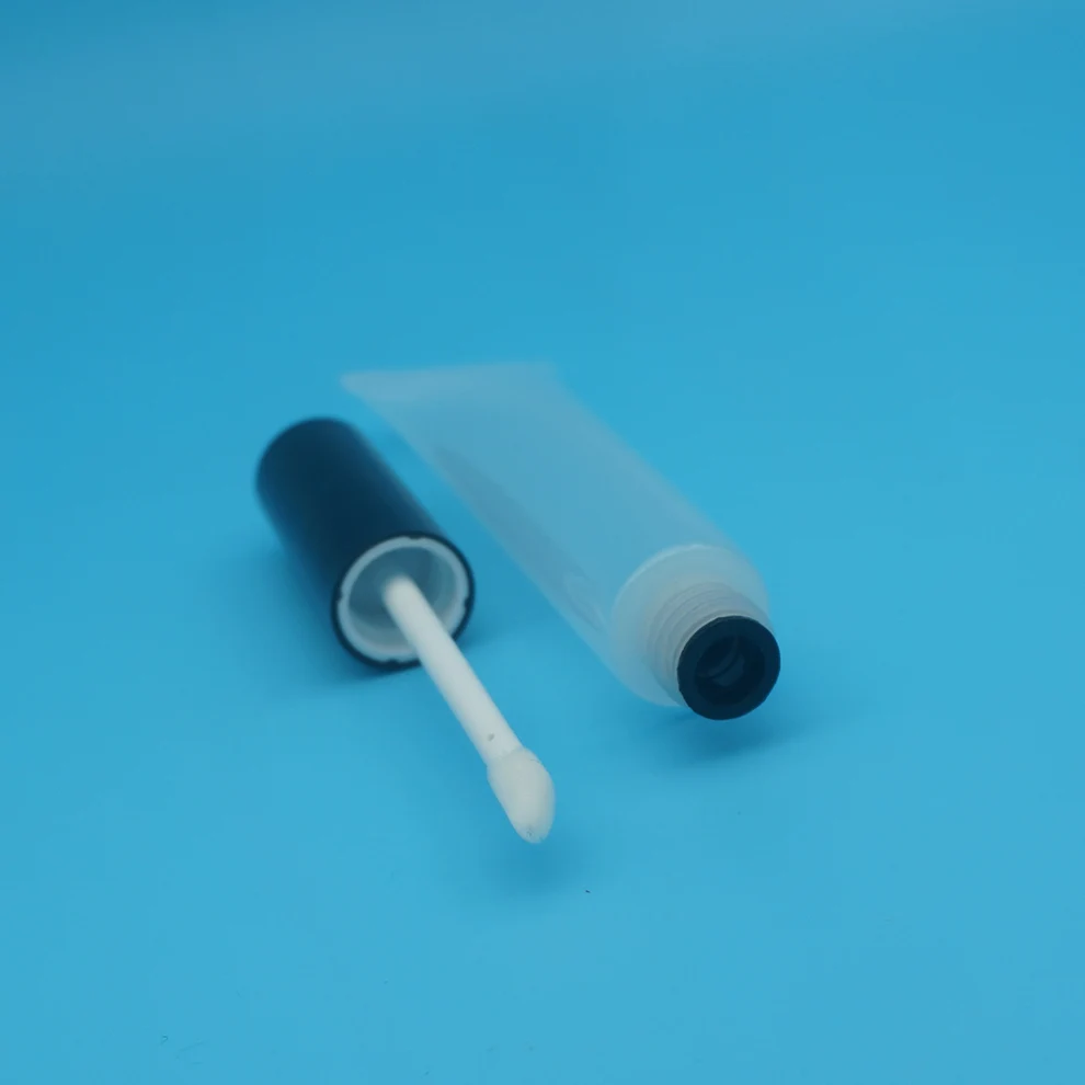 Cosmetic Packaging Dual Plastic Custom Lip Gloss Tube Manufacturers Lip Balm Bottle Container Packaging