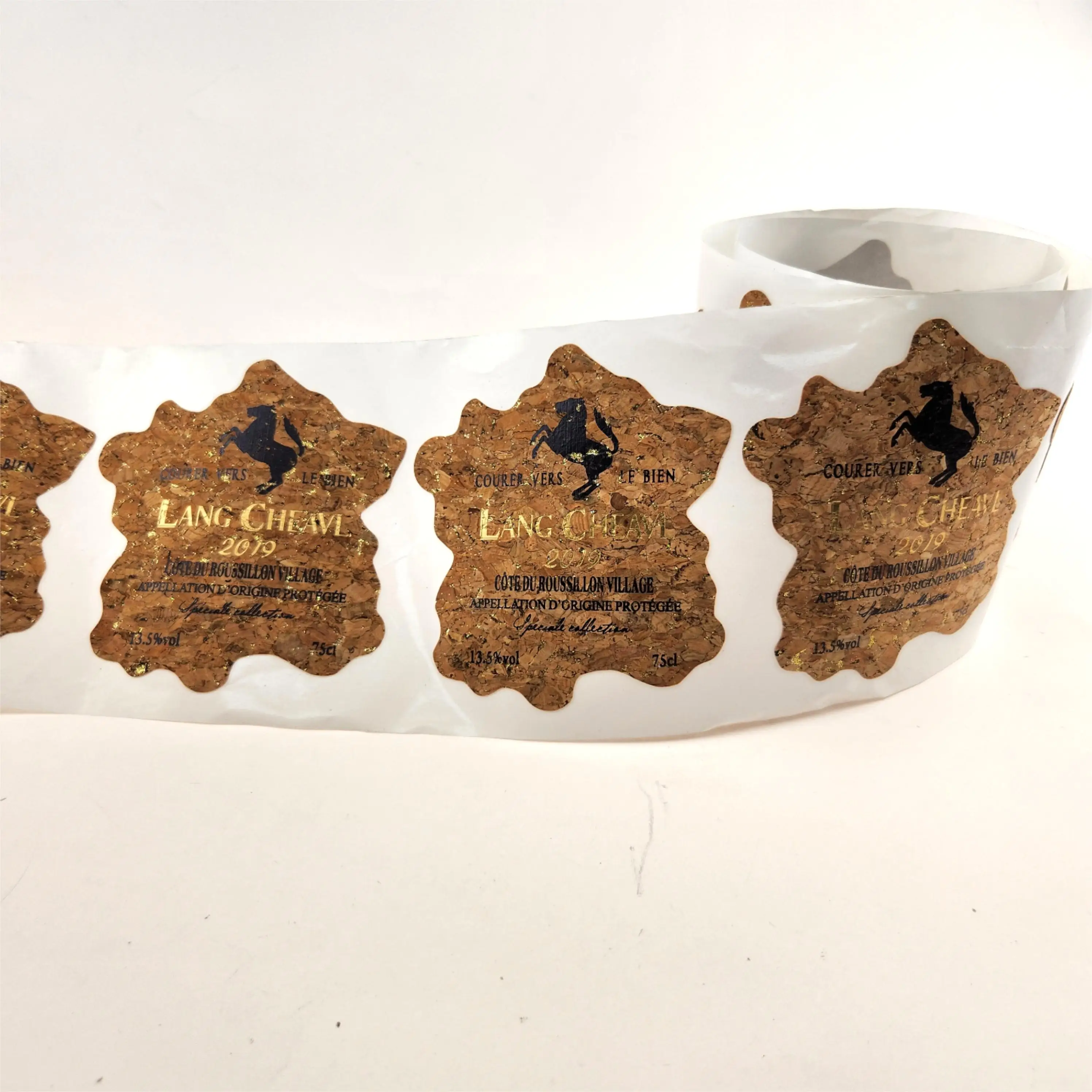 Custom Printing Adhesive Embossed Oak Wine Bottle Label Luxury Hot Stamping Gold Foil Cork Wine Label