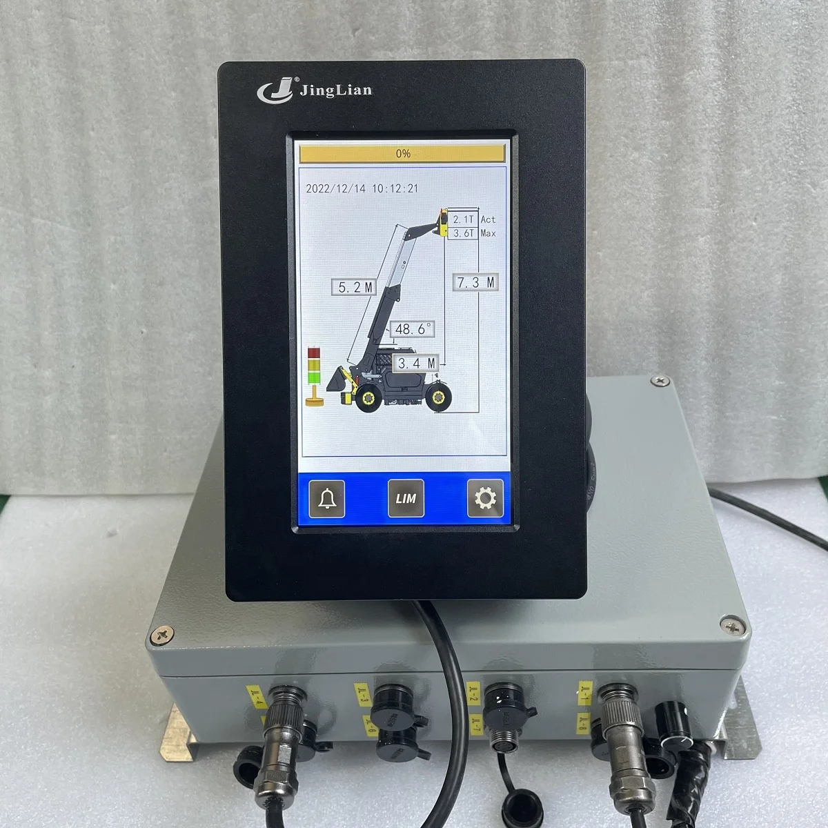 High quality load moment indicator for Telescopic Handler which uses 7 inch touch screen