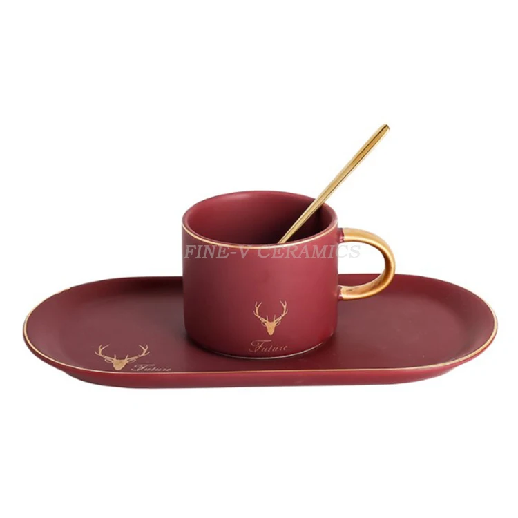 logo customization Creative Nordic red green ceramic coffee cup and saucer set breakfast porcelain mug with gold line