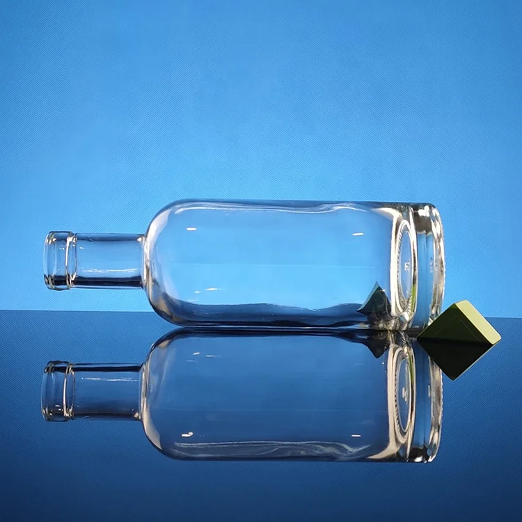 Flint Glass Cap Finish 750ml Vodka 0.5l Glass Bottle