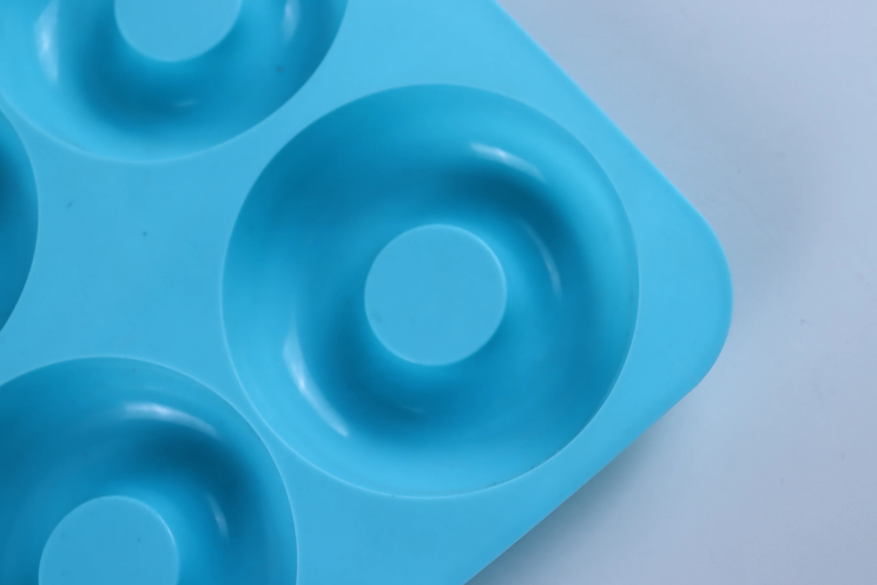 Donut silicone mold diy cake decoration Jelly pudding mold Oven baking tool Herbal cake mould