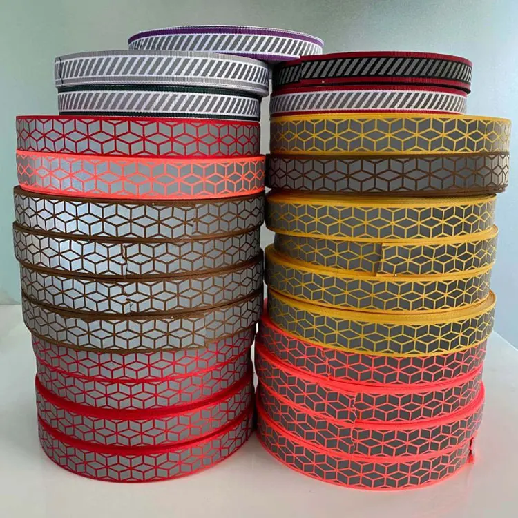 
Whosale Fluorescen glow in dark Webbing Ribbon Safe Warning Tape Trims DIY Garment Bags Shoes Material 