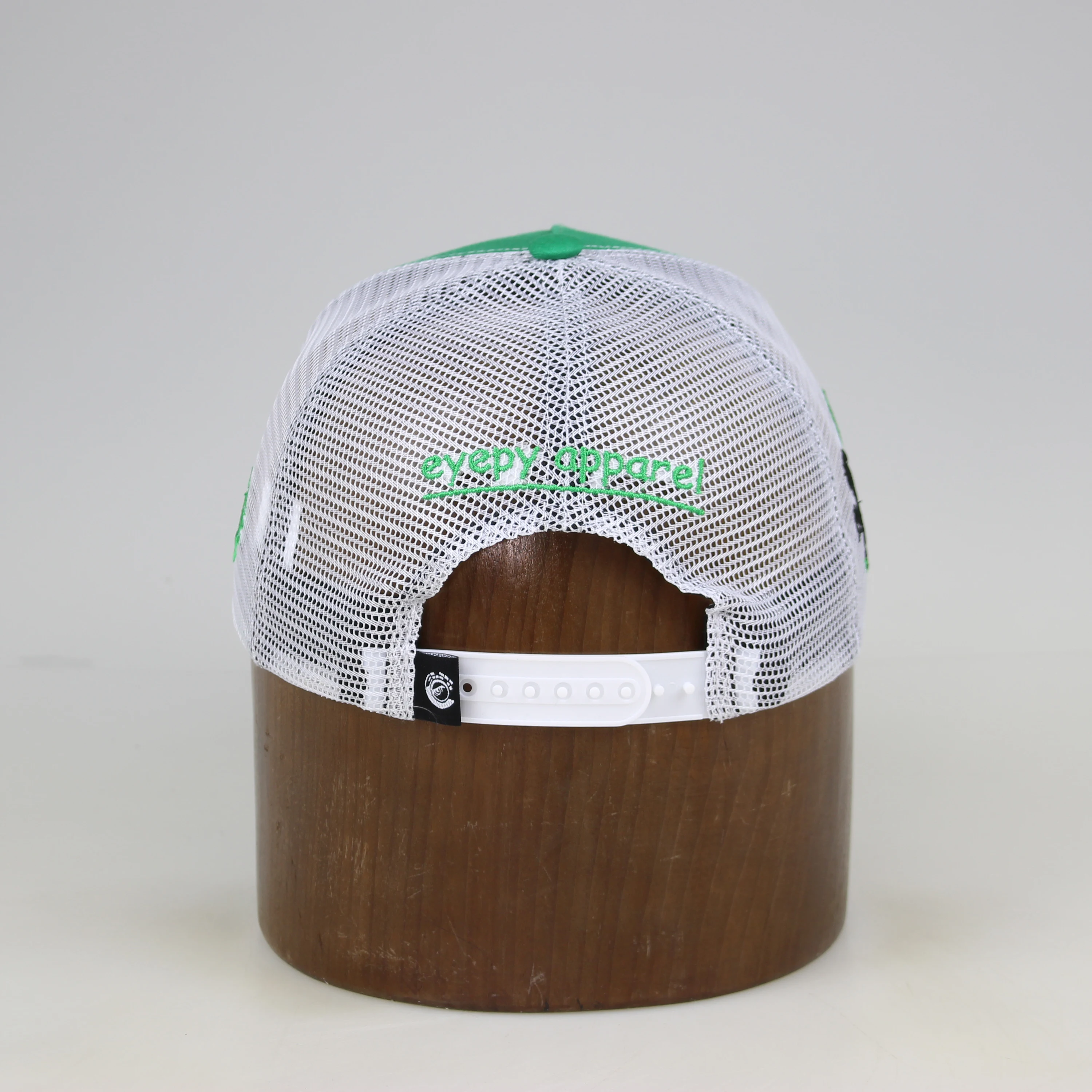 Custom headwear 5 panel hats snap back, short bill gorras trucker cap mesh hat camp cap