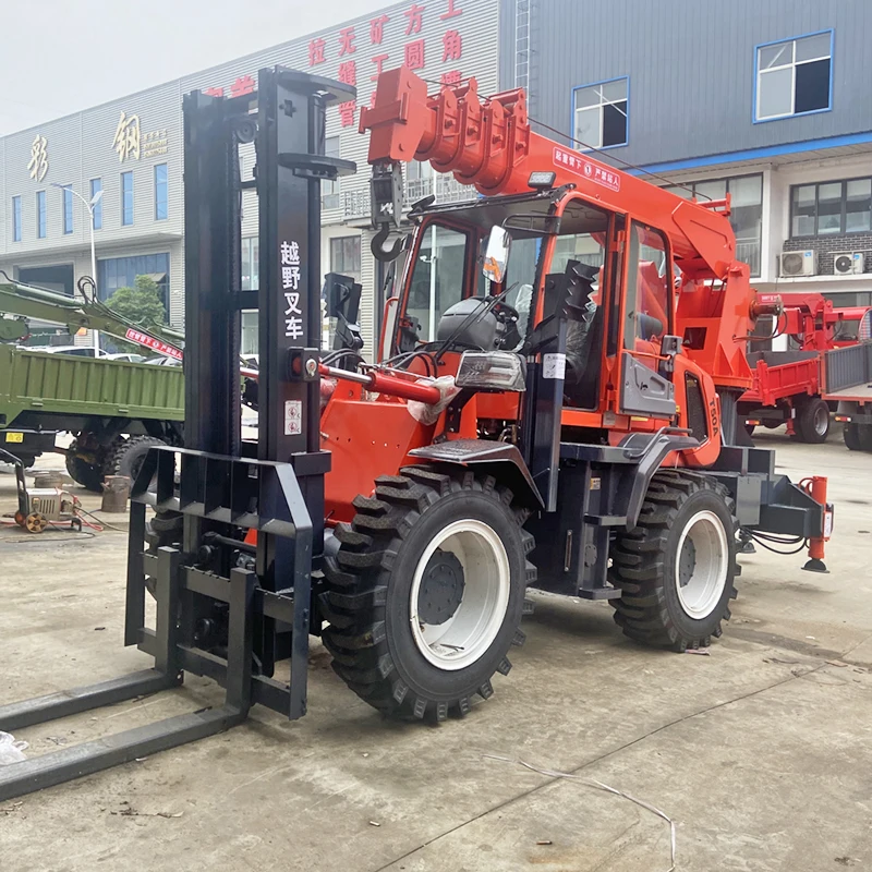 Four-wheel drive multi-purpose off-road forklift hydraulic lifting crane