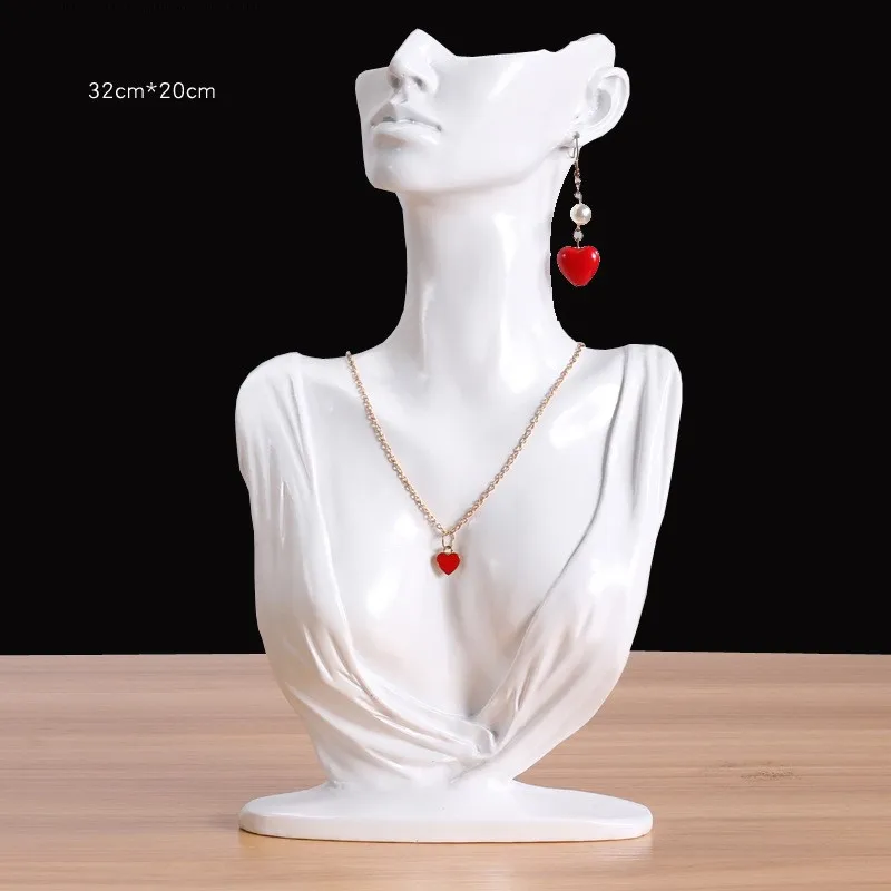 Wholesale Jewelry Display Stand Mannequin Earring Black Resin Pendant Boutique Bust Holder Head with Shoulders
