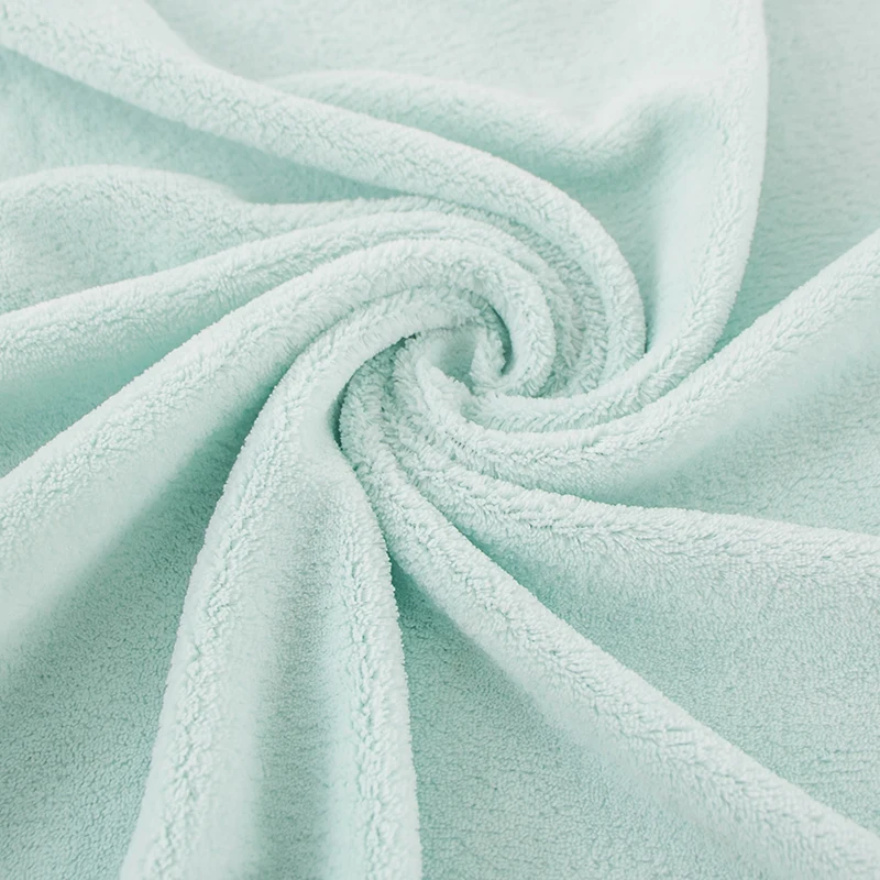 Soft Microfiber Fleece Fabric in Roll Water Absorbent Quality For Household Textile Pet and Hair Dryer