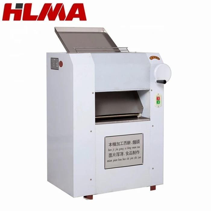 Manual dough sheeter for home use