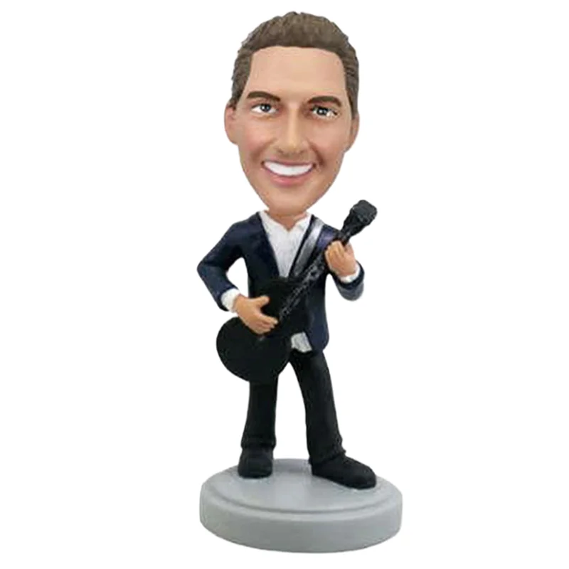New Product Resin Crafts Bobble Head Personal Design for Joyful Family Reunion Festive Home Display Outdoor Usage