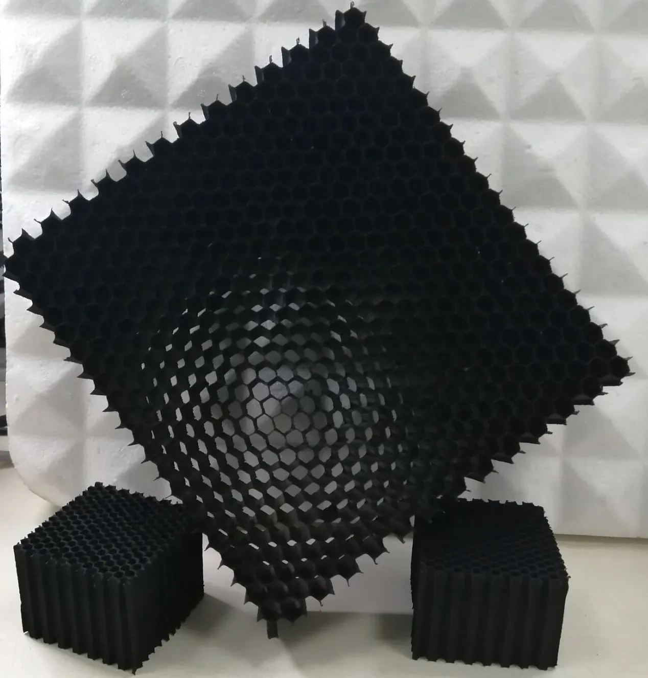 
Good rigidity honeycomb absorbers for electromagnetic noise suppression for radar and telecom system 