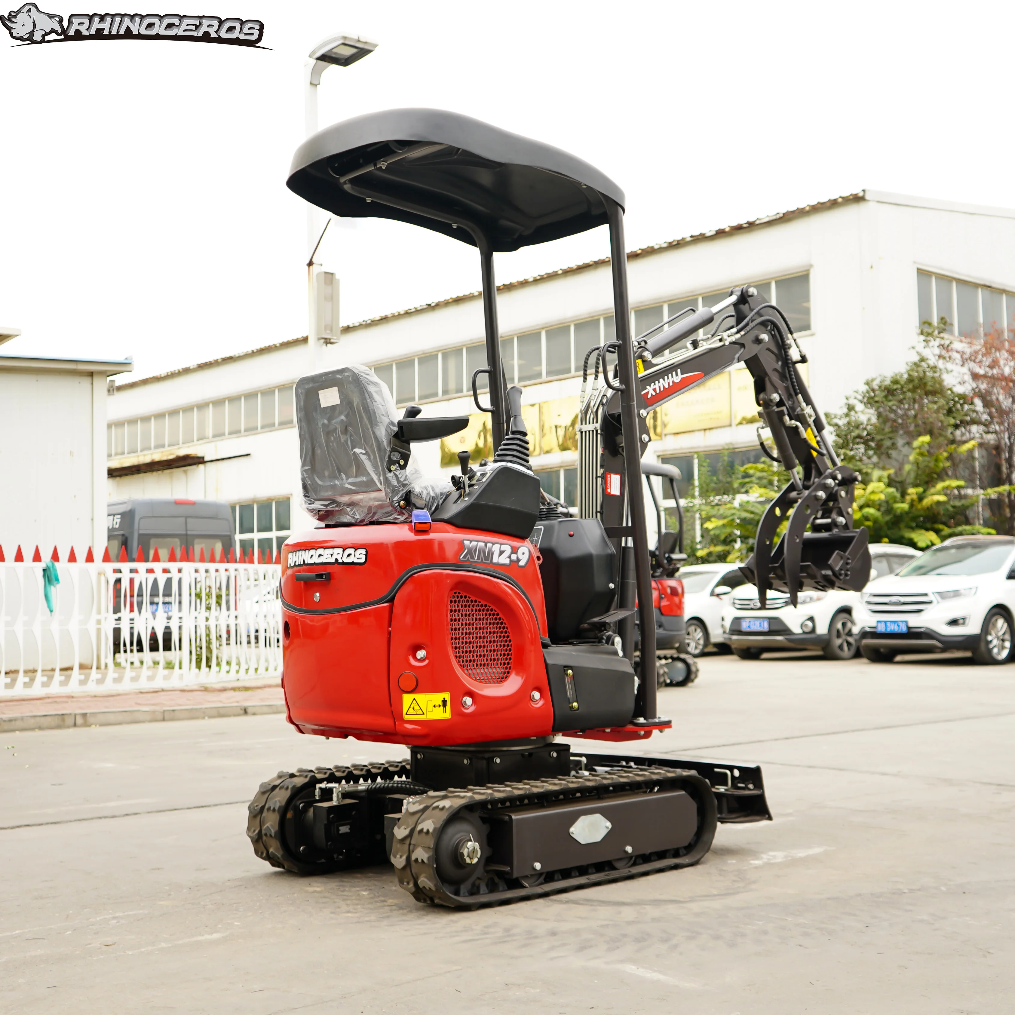 Rhinoceros XN12-9 mini digger three cylinder engine Excavator Rotating Bucket 1000kg
