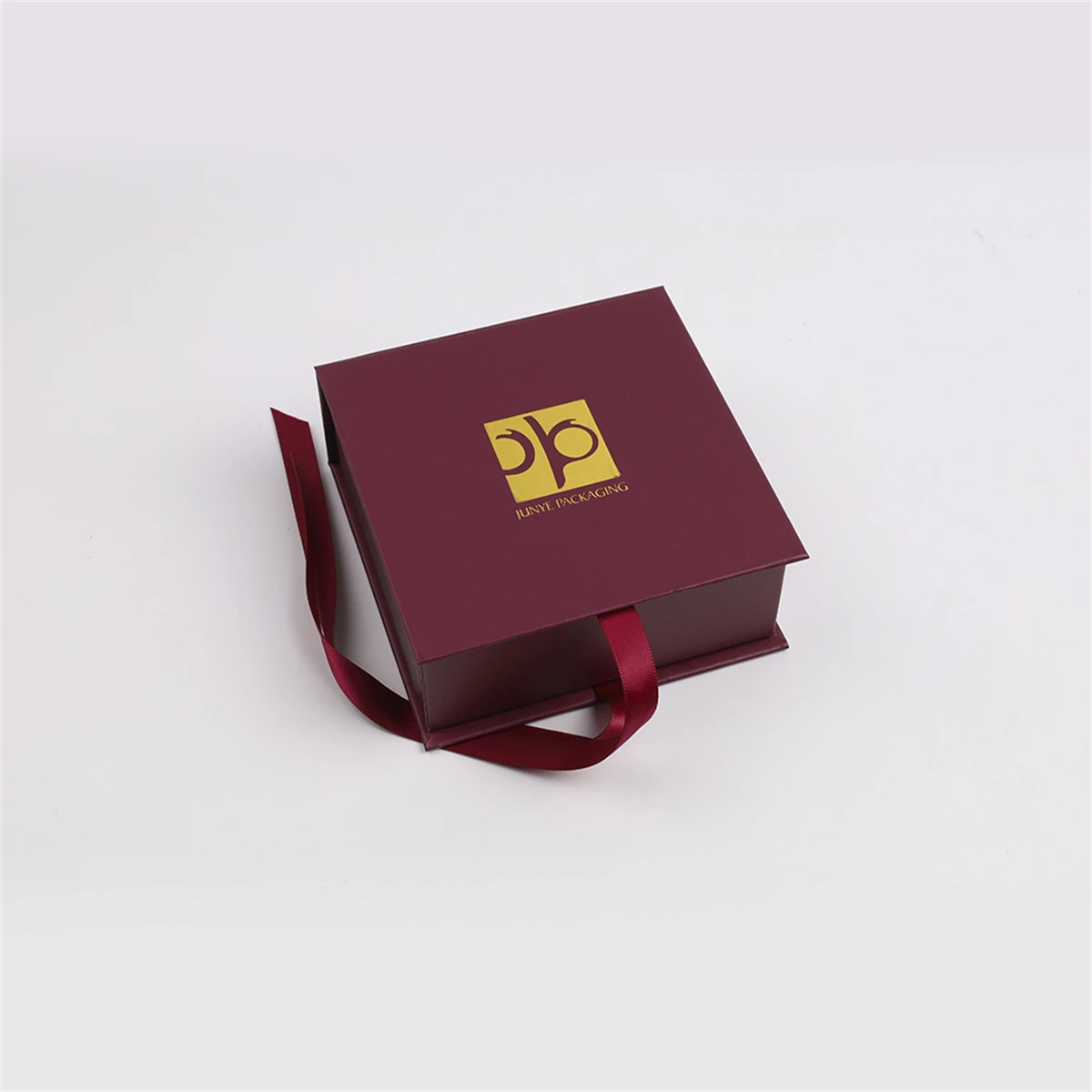 OEM logo custom style window guangdong folding bracelet boxes gifts men ecommerce brown cream jewelry gift ribbon box