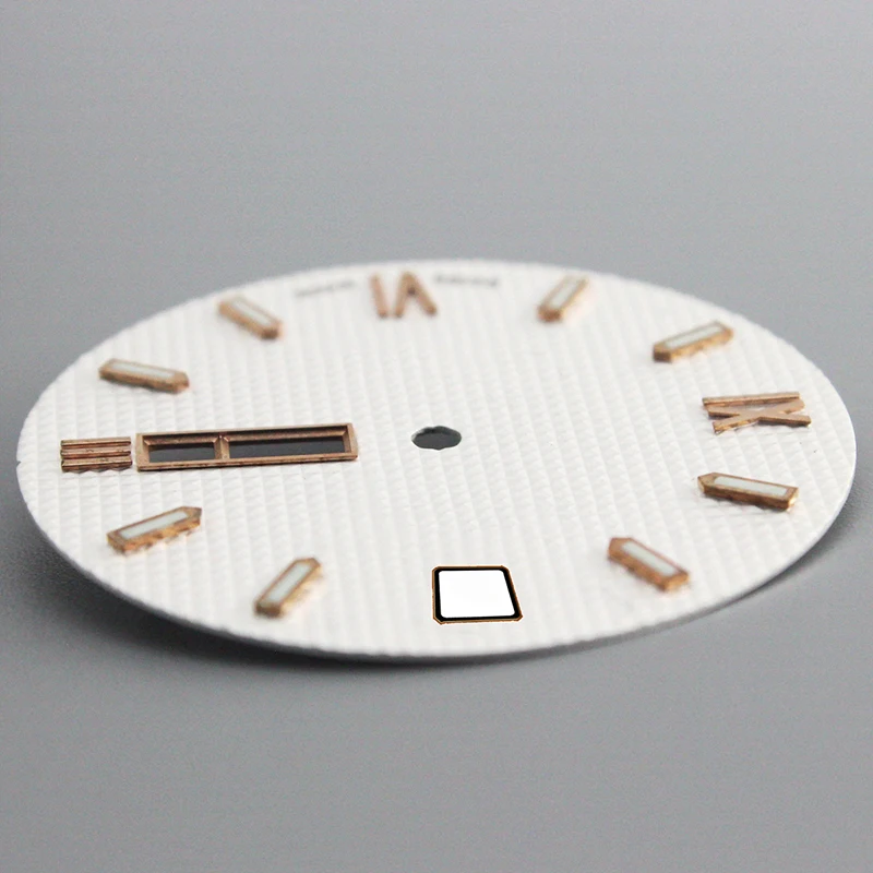 Factory can print LOGO wholesale production high-end generous Roman luminous scale double calendar window watch literal face