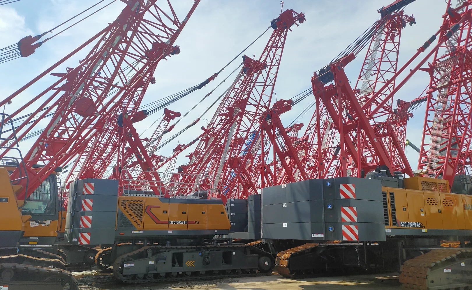 Top Brand 100t Lifting Capacity Crawler Crane SCC1000A-8 with 64m Boom For Sale