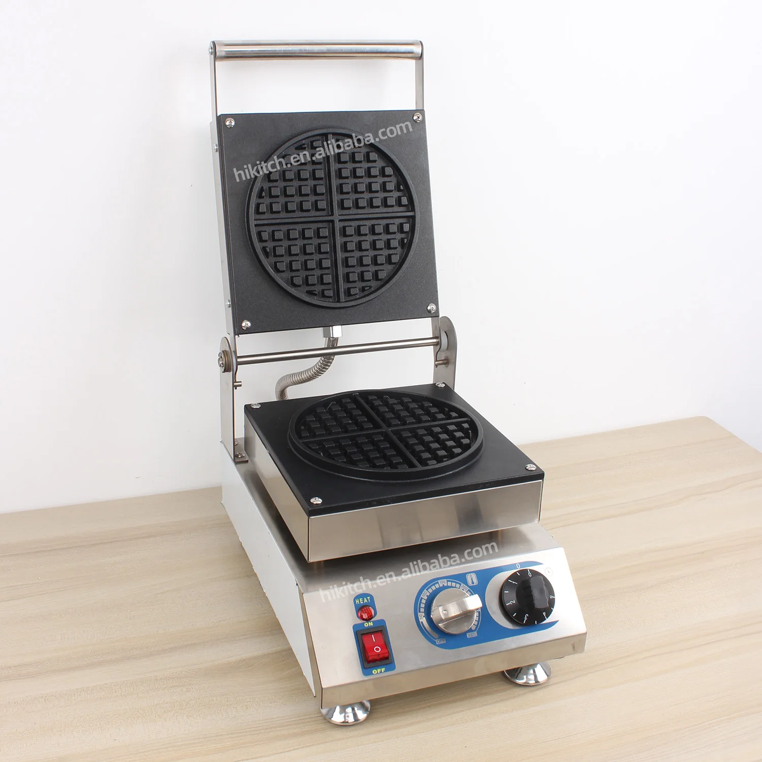 Commercial brussels waffle maker top bottom heating aluminum waffle maker with thick round waffle maker 4 pie for sale