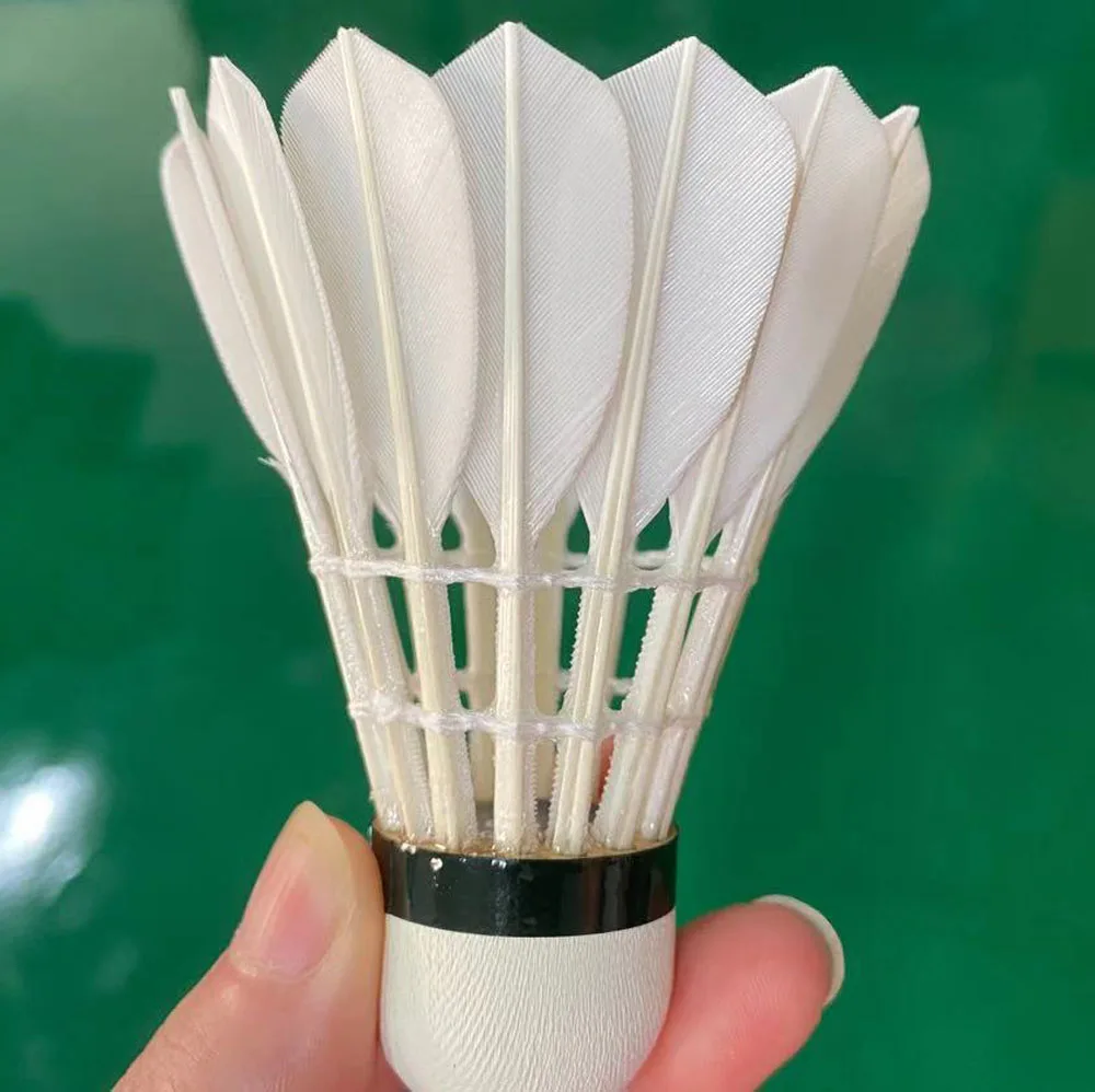 
lingmei shuttlecock badminton similar quality as aeroplane eg1130 