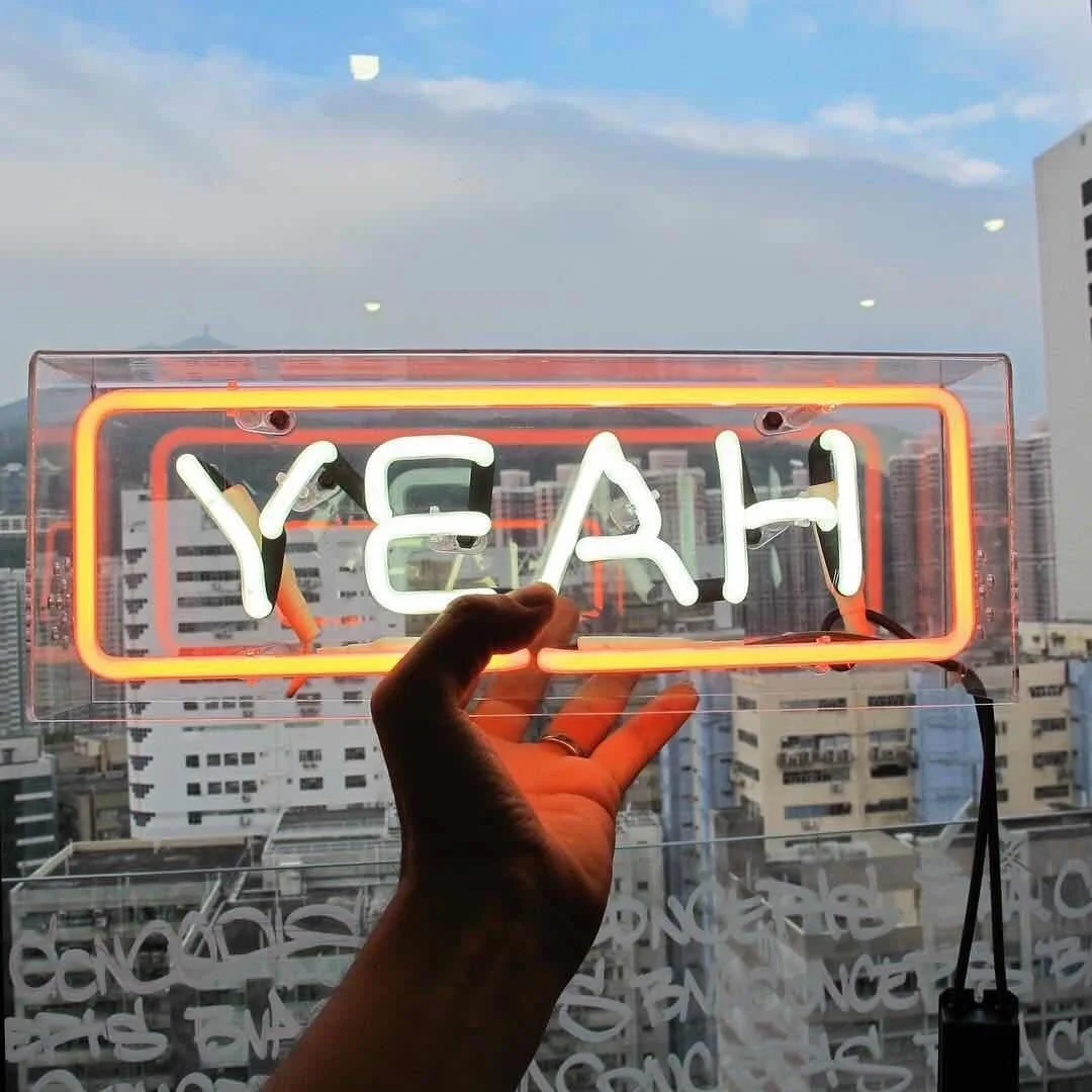 
Factory Custom Indoor Decoration Led Neon Wall Lights Colorful Neon Letters Acylic Neon Box Sign 