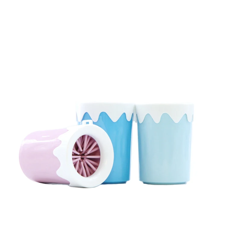 Dog Paw Cleaner Wholesale 3 Color Styles Portable Foldable Pet Dog Paw Cleaner Cup Dog Paw Wash Pet Foot Washing Cup