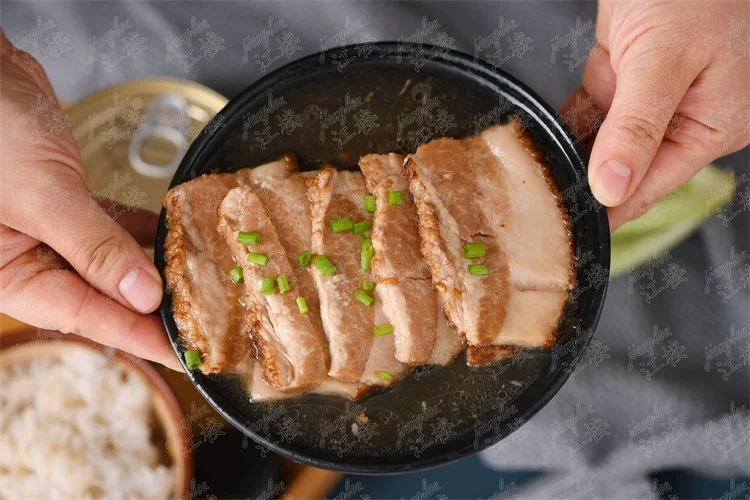  Оптовая продажа консервированное мясо из мяса готовое к употреблению 380 г на длительный срок
