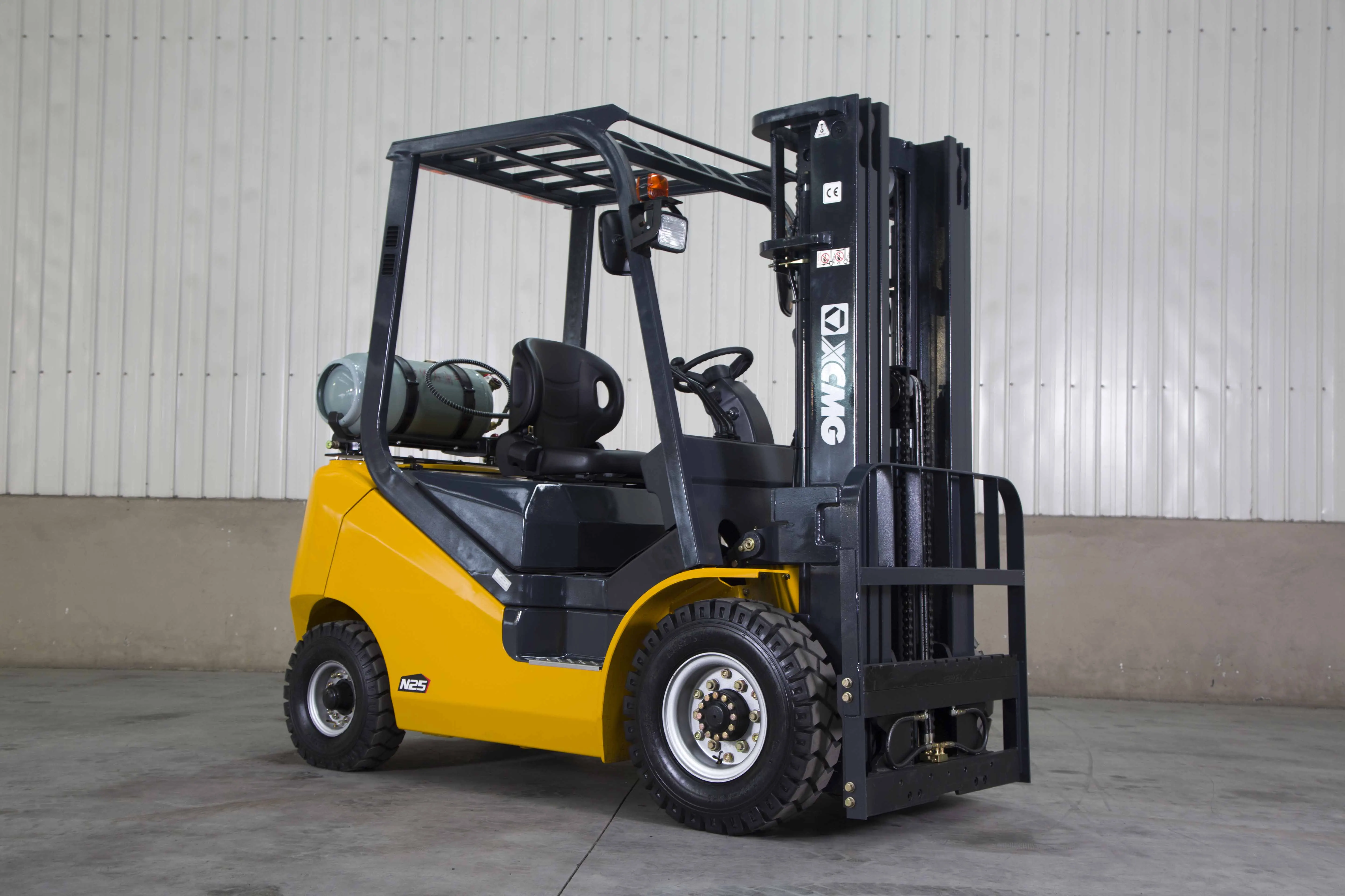 Китай Oriemac FGL25T-JA gasline/газовый вилочный погрузчик повышенной проходимости