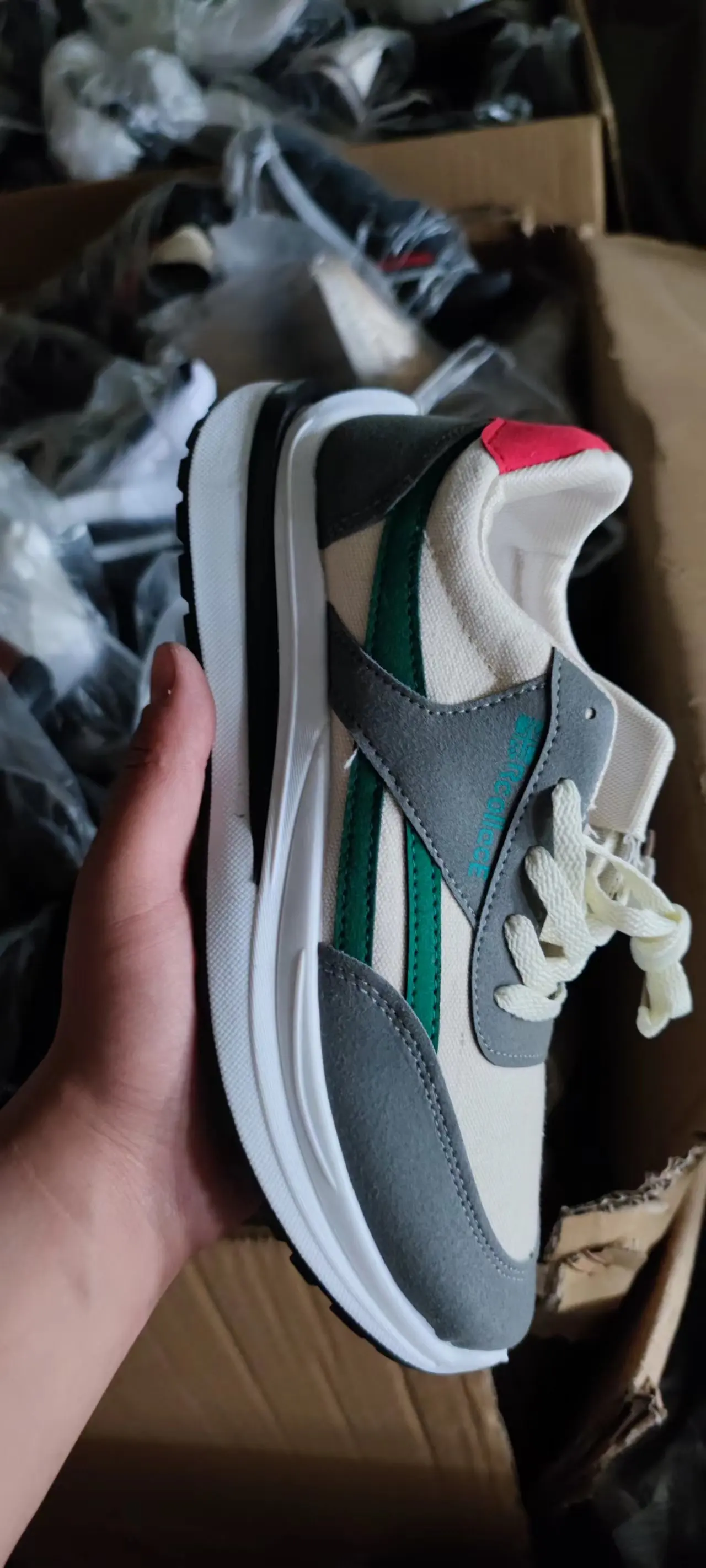 Оптовая продажа, мужские сандалии, кроссовки, модная повседневная прогулочная обувь, спортивная обувь для бега, самая дешевая