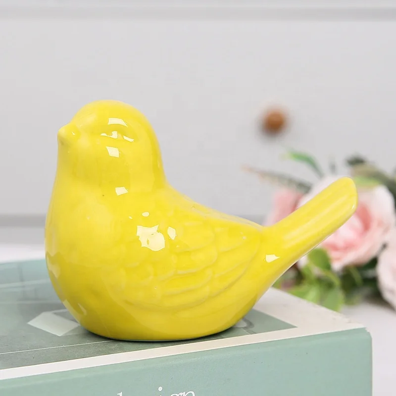 Factory Price Custom Eco-friendly Ceramic Bird Figurine Home Hotel Decor Ornaments Small Birds Porcelain Stoneware Statues