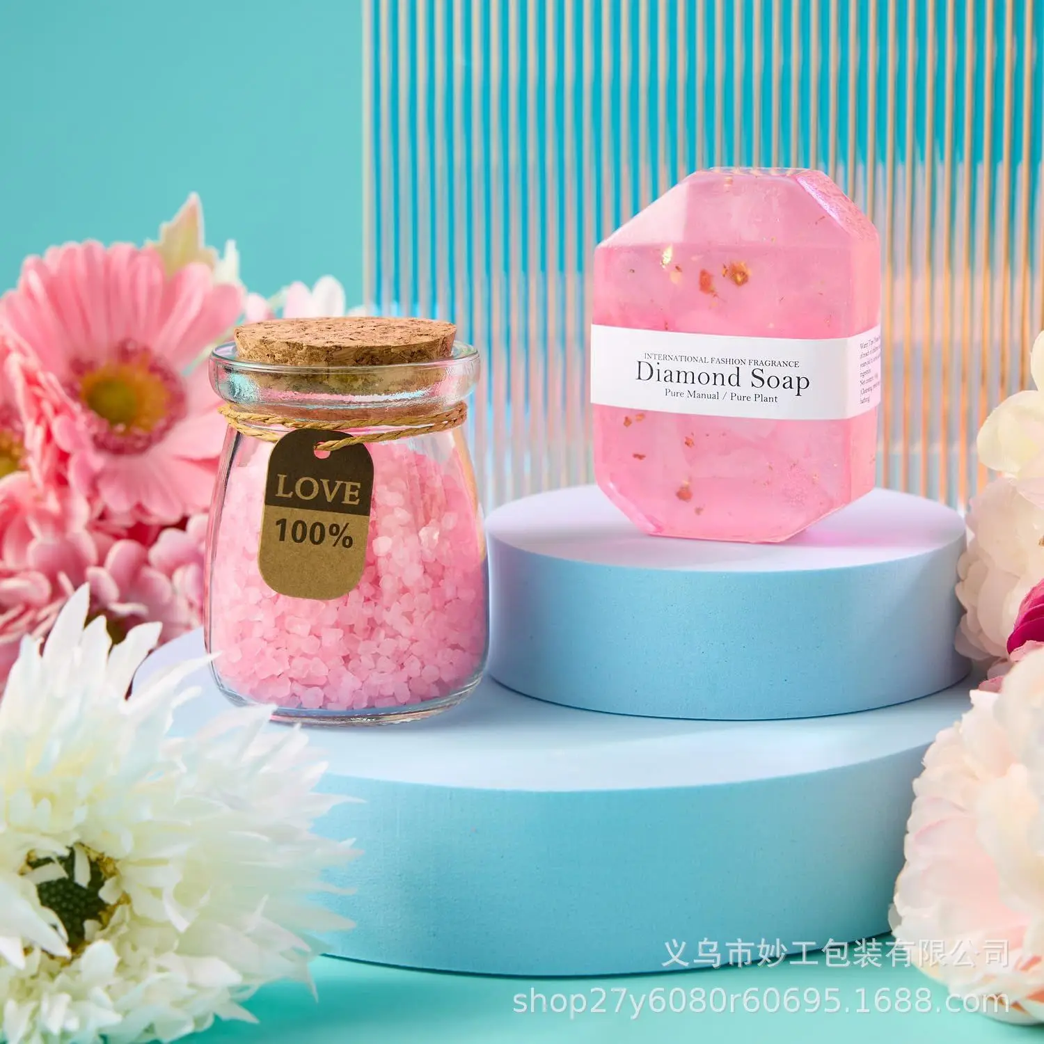 Wholesale Women Gift Set Luxury 20 oz Tumbler Ladies Spa Self Care Gift Box Set for Christmas