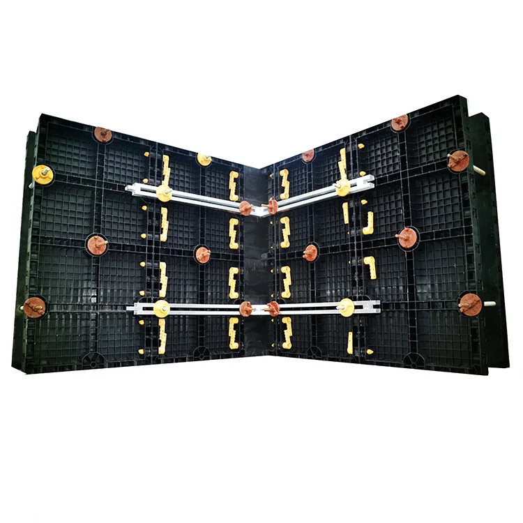 Plastic construction template for column