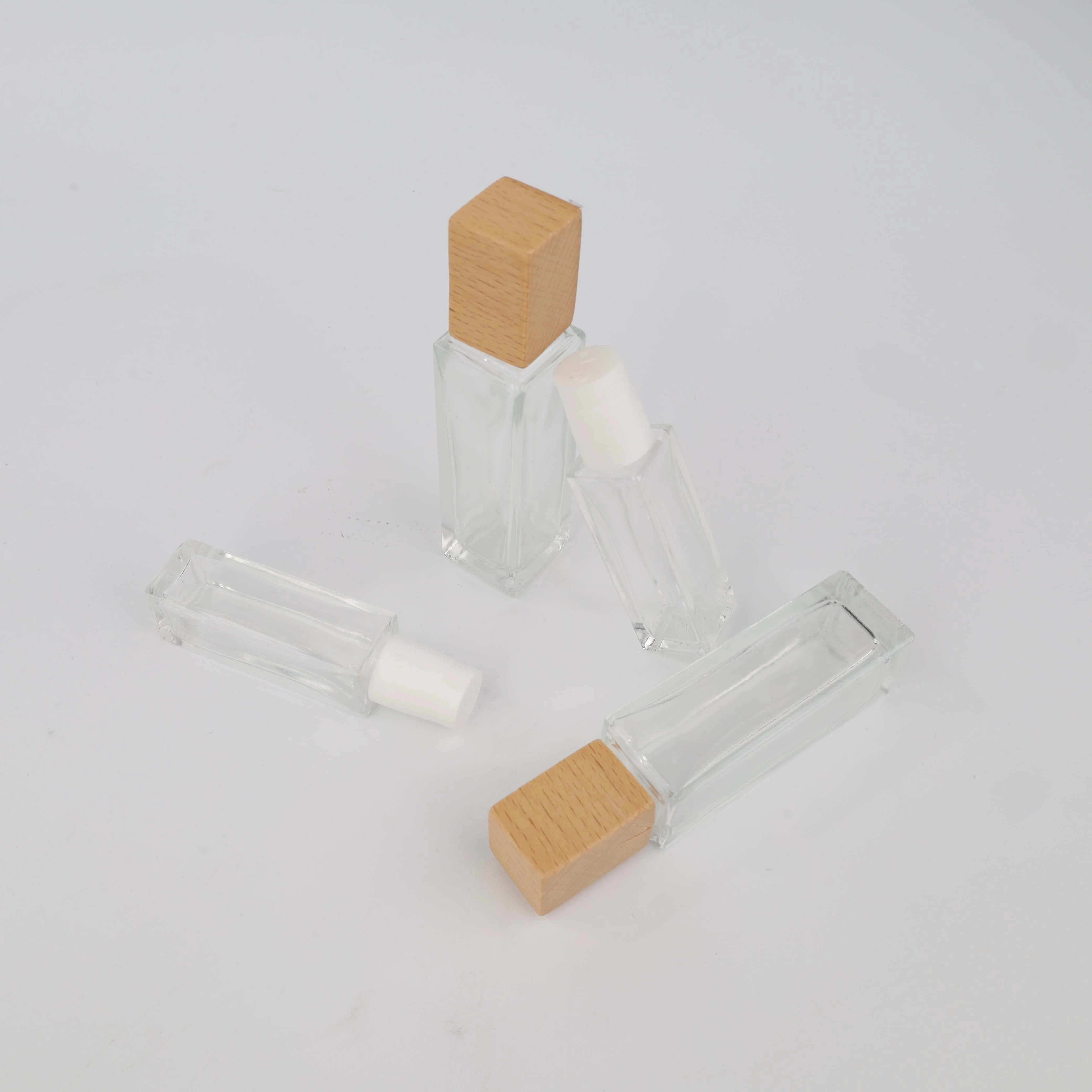 30ml 50ml Free Sample Empty Luxury Flat Square Spray Perfume Bottleperfume Pump Glass Bottle