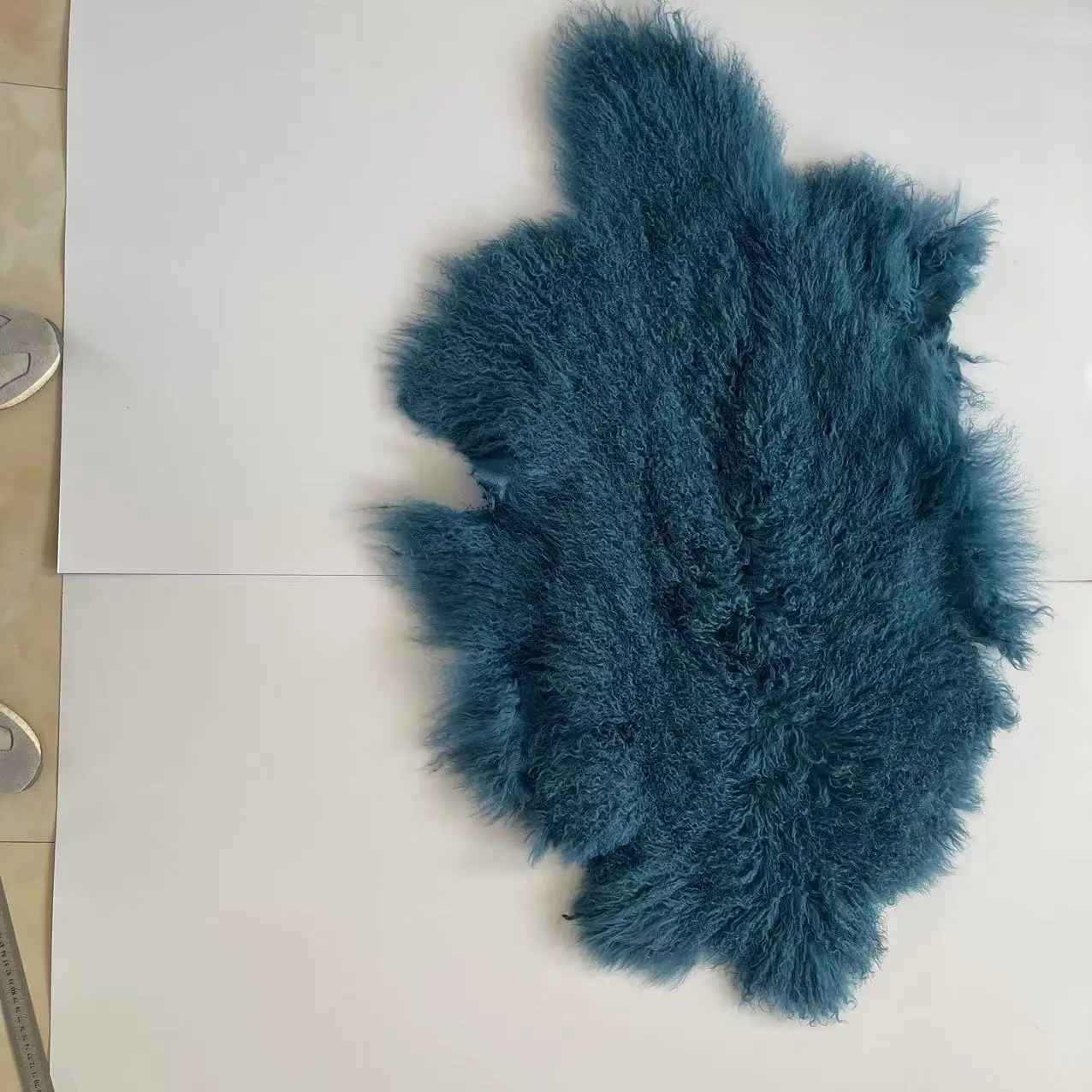 Long hair curly goat fur real Mongolian tanned sheep skin