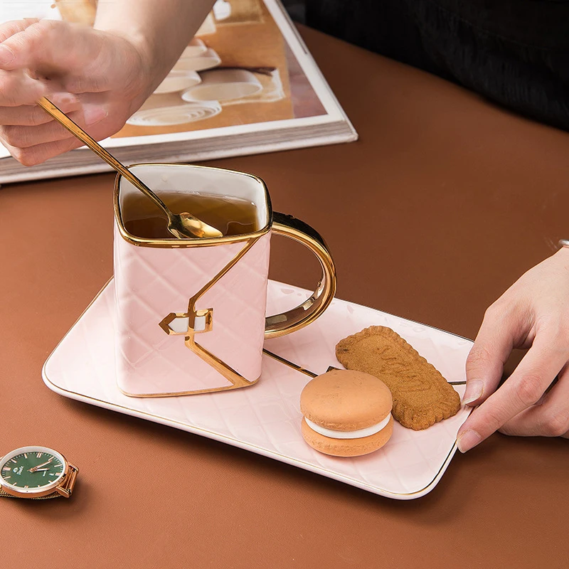 Creative Bag Shaped Ceramic Coffee Mugs with Gold Handle and Dessert Plate Character Mugs for Gifts